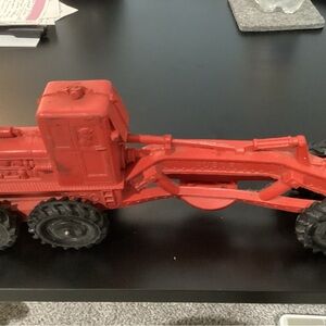 Vintage Auburn Rubber 350 Road Grader Scraper Tractor, mid 20th century